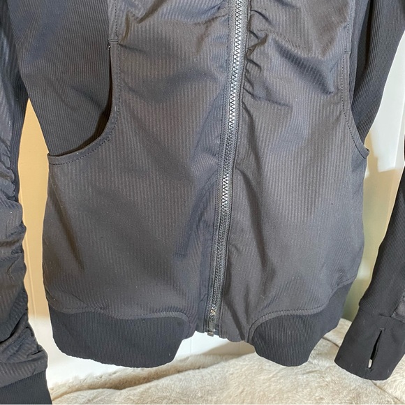 lululemon athletica Black Jacket - Picture 4 of 16
